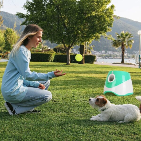 Automatic Dog Ball Launcher – Ultimate Fetch Machine with 6 Bonus Balls